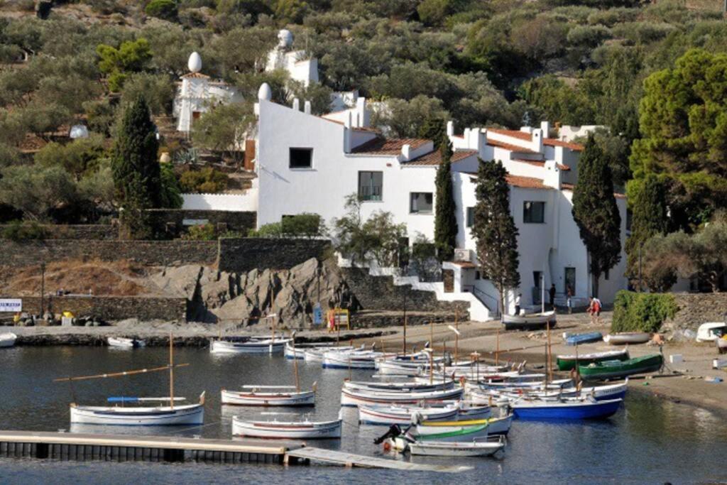 Pequeno Y Acogedor En El Centro De Cadaques Διαμέρισμα Εξωτερικό φωτογραφία